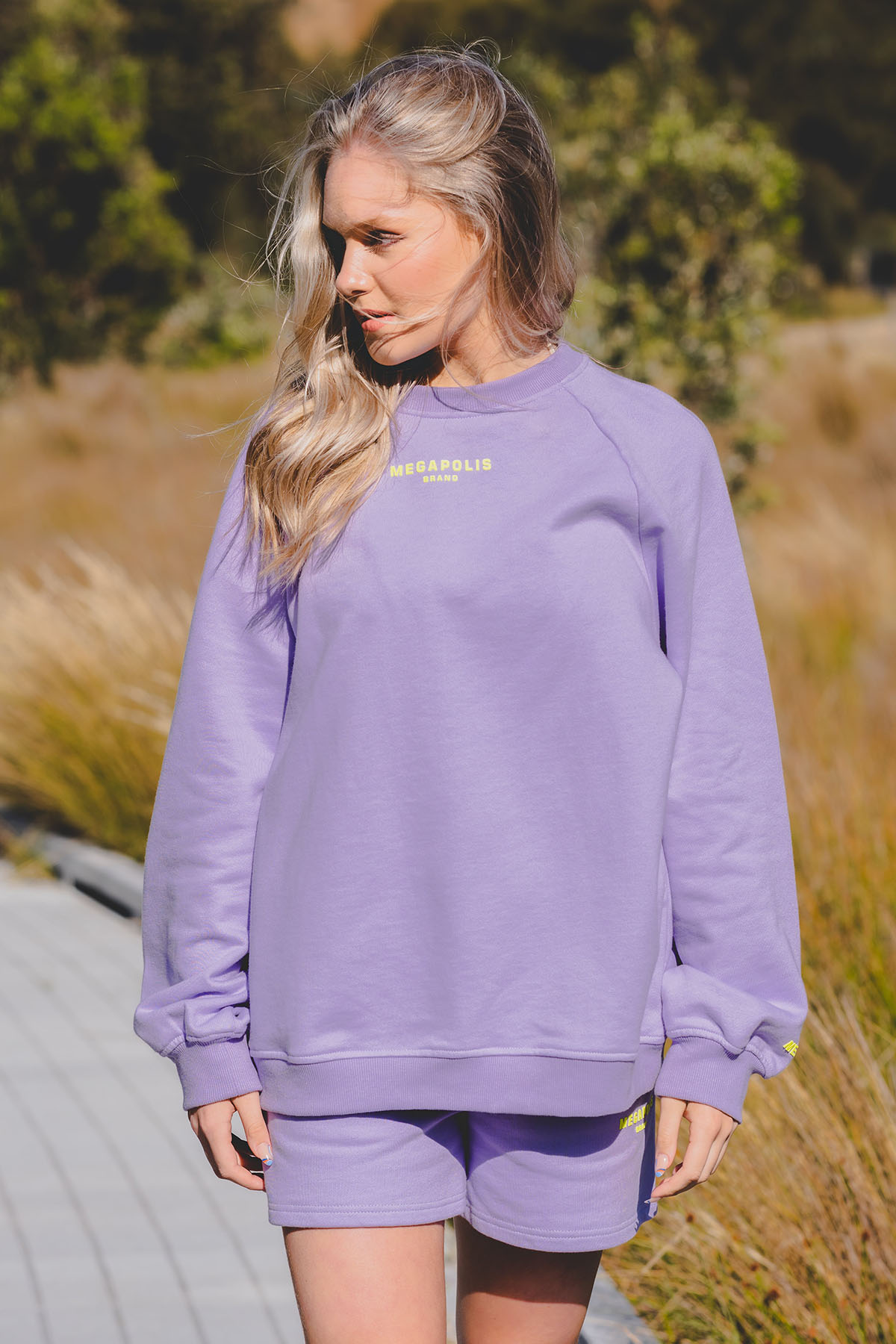 Lilac-sweatshirt-and-shorts-set-5
